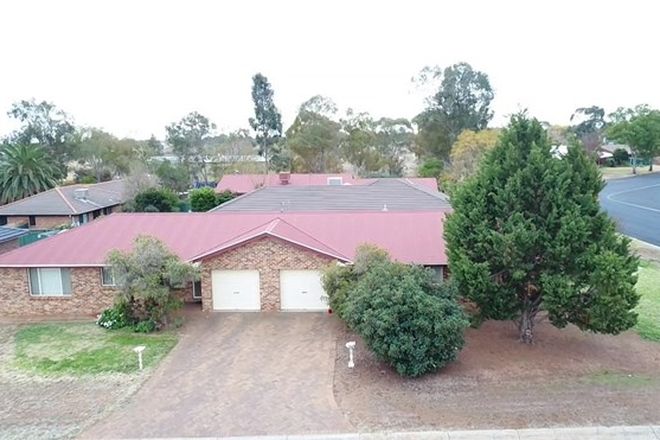 Picture of 1A &amp; 1B Boronia Drive, DUBBO NSW 2830