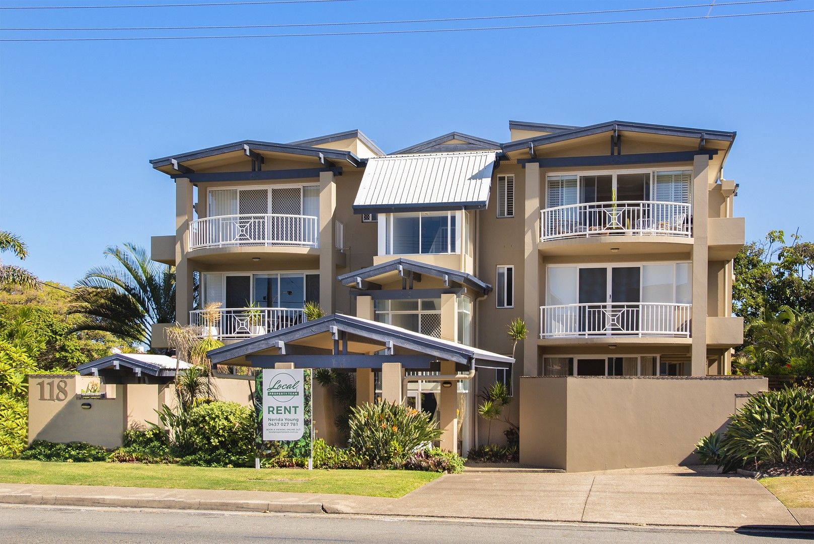 3 bedrooms Apartment / Unit / Flat in Unit 4/118 Albatross Ave MERMAID BEACH QLD, 4218