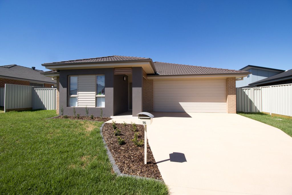 16 Severn Circle, Dubbo NSW 2830, Image 0