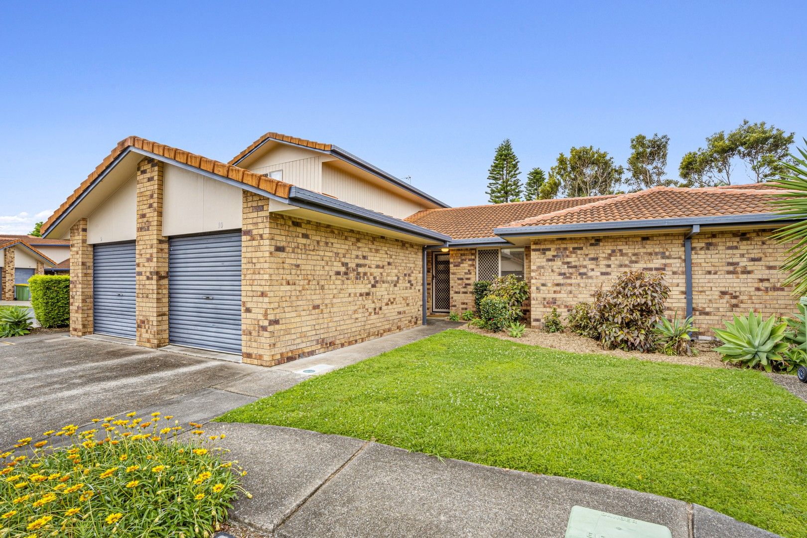 10/11 Waterford Court, Bundall QLD 4217, Image 0
