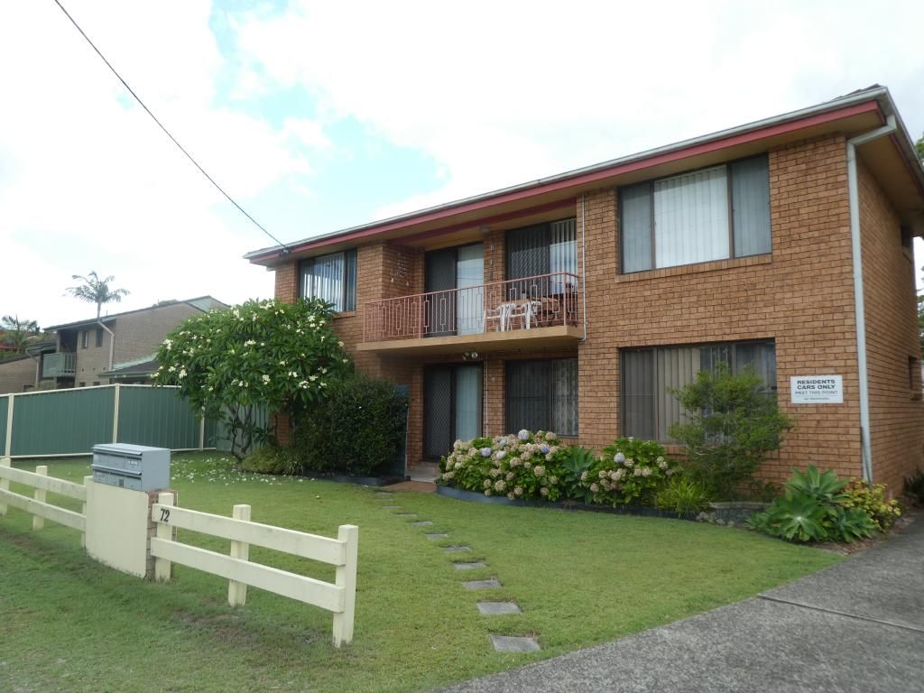 2 bedrooms Apartment / Unit / Flat in 1/72 BENT STREET TUNCURRY NSW, 2428