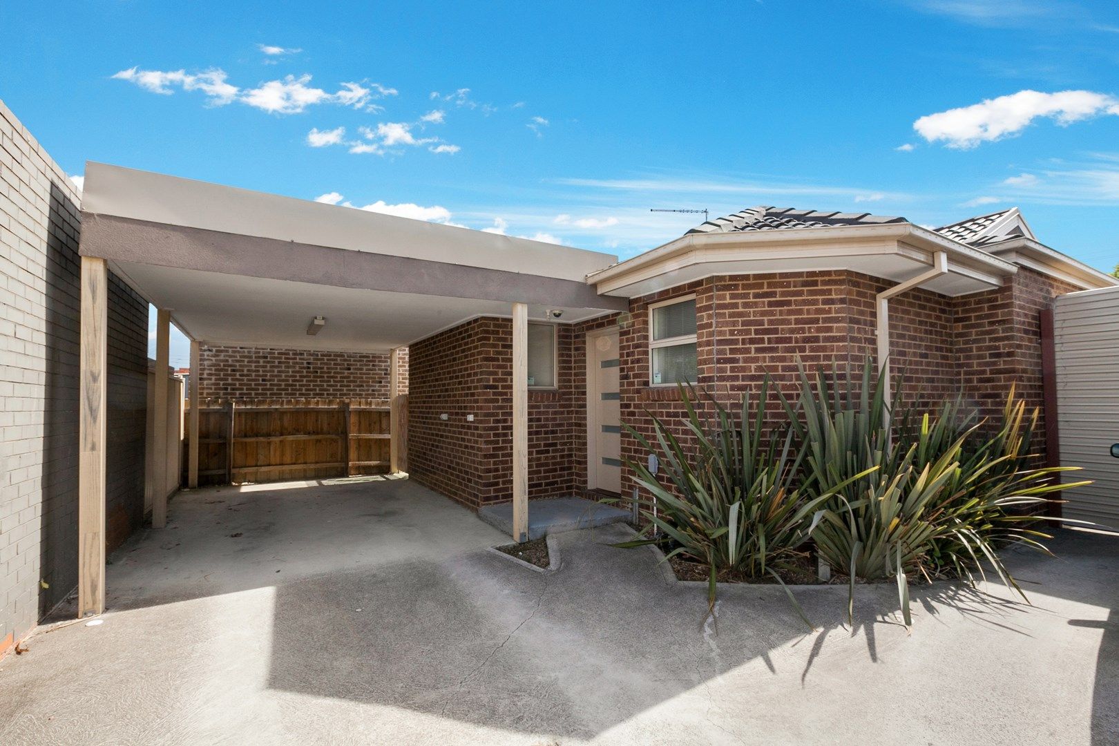 4/3 Poplar Street, Thomastown VIC 3074, Image 0