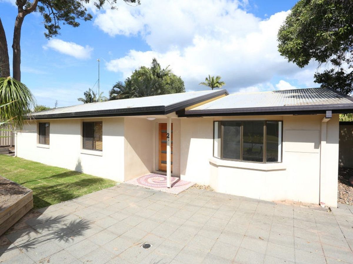 3 bedrooms Duplex in 2A Cadagi Court KULUIN QLD, 4558