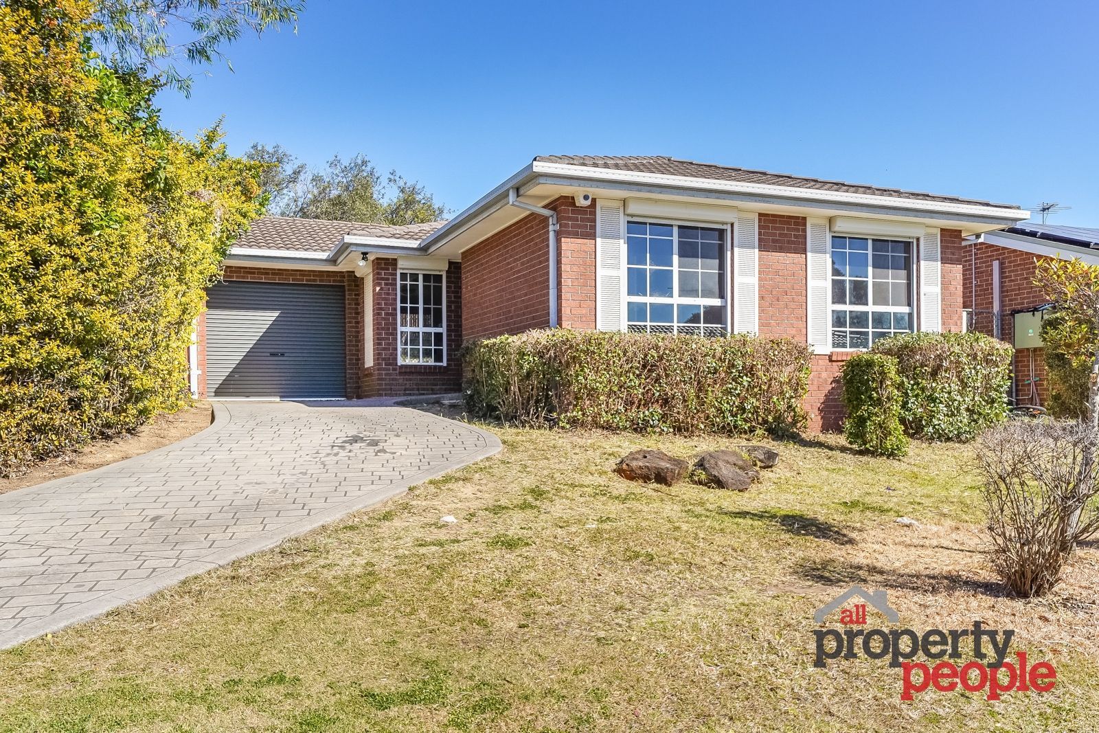 8 Jillian Place, Macquarie Fields NSW 2564 House For Rent Domain