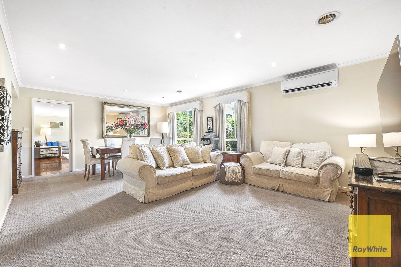 110 David Collins Drive, Endeavour Hills VIC 3802, Image 2