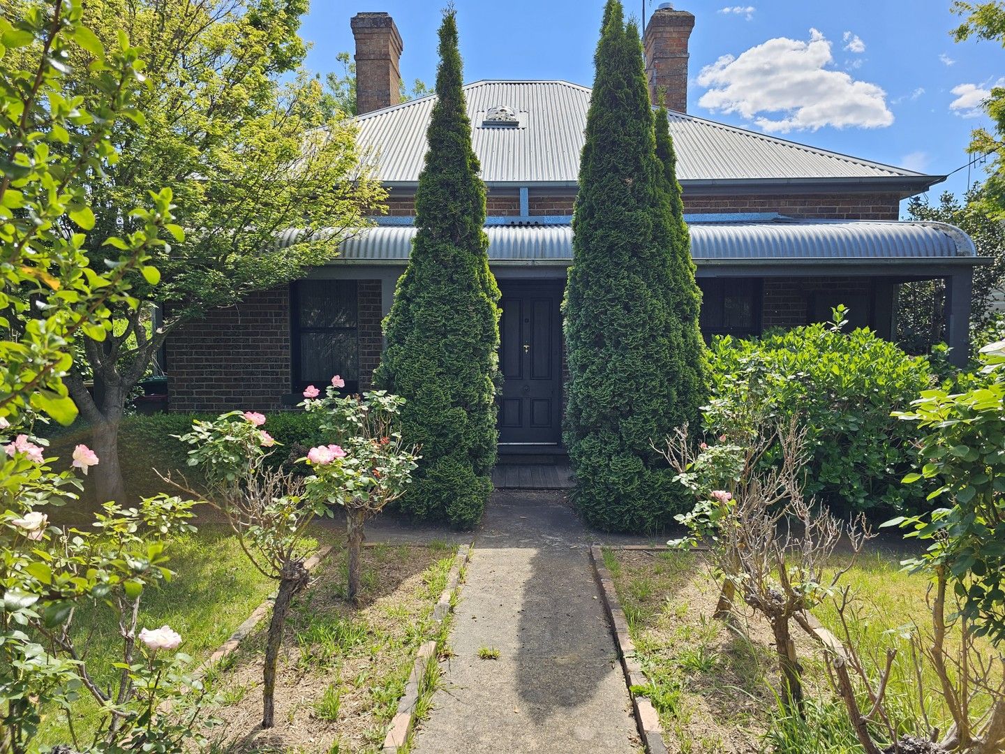 3 bedrooms House in 33 Throsby Street MOSS VALE NSW, 2577