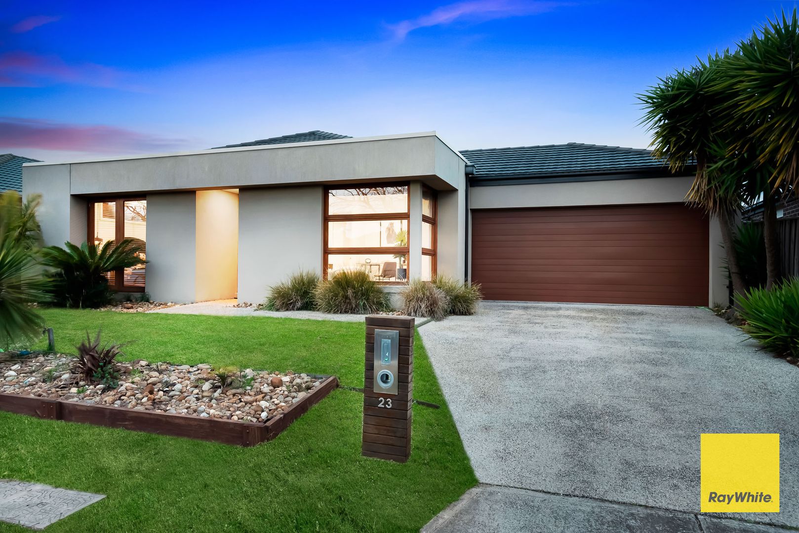 23 Dunlin Cresent, Williams Landing VIC 3027, Image 2