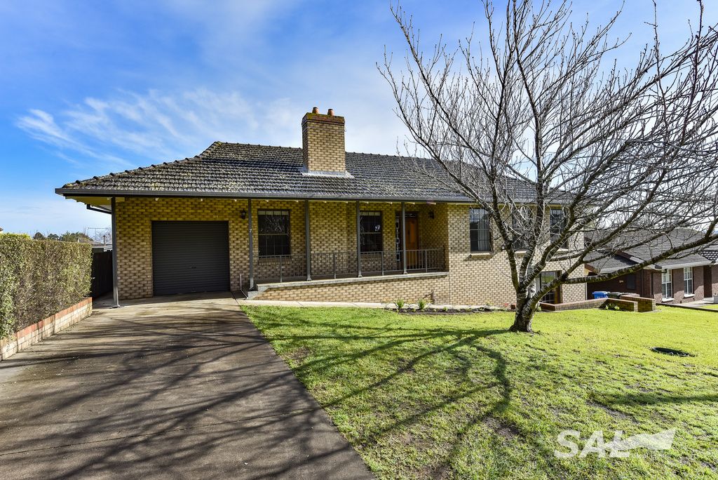 7 Kalimna Crescent, Mount Gambier SA 5290, Image 2