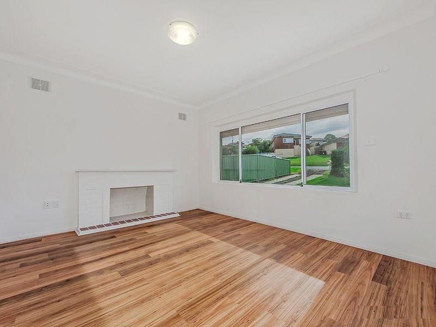 50 Shellharbour Road, Port Kembla NSW 2505 House For Rent 600 Domain