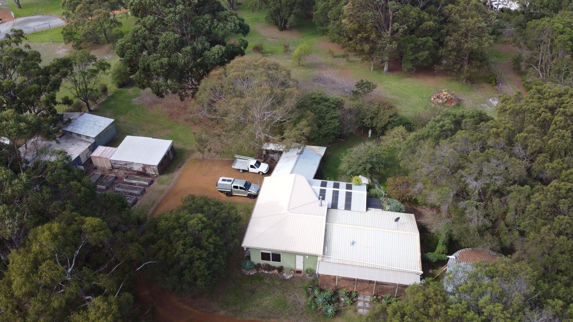 135 Home Road, Robinson WA 6330