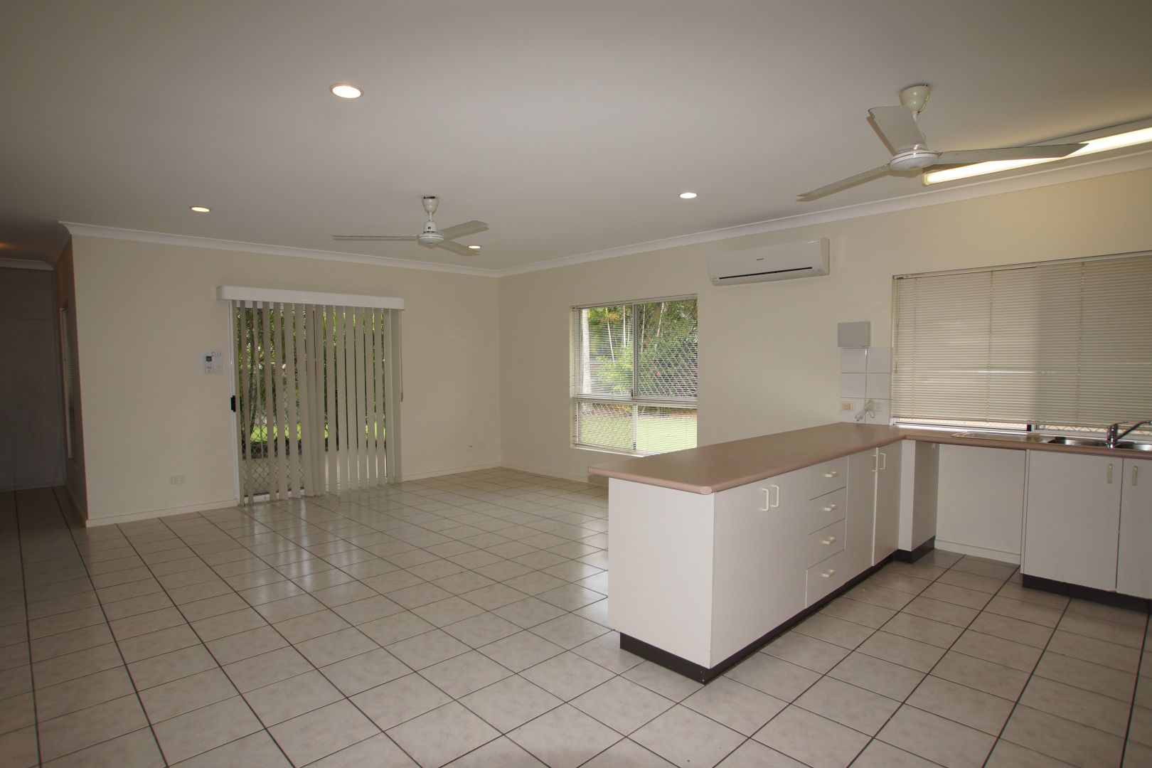 7 Foxtail Grove, Durack NT 0830, Image 2