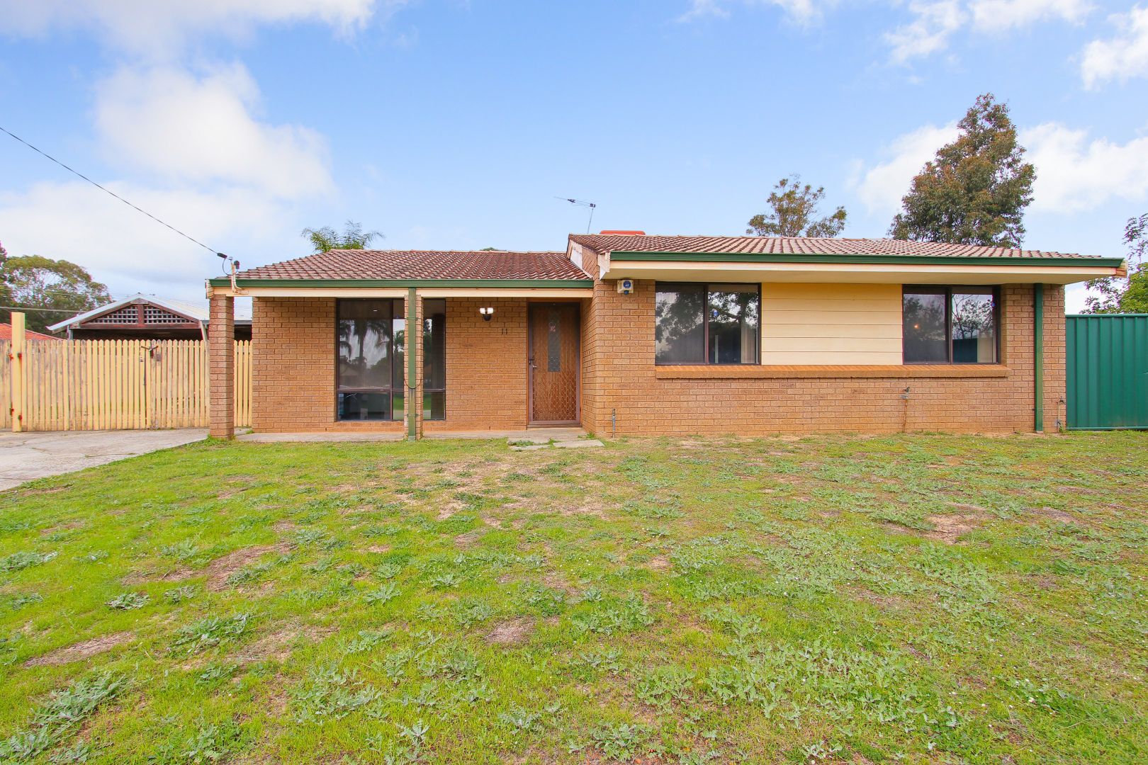 11 Pollitt Close, Armadale WA 6112, Image 2