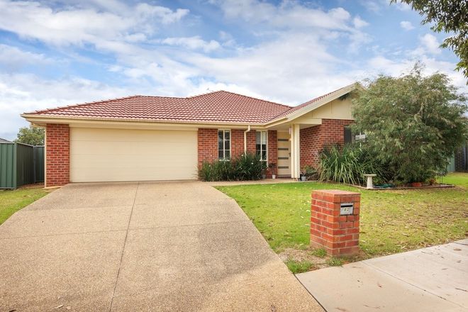 Picture of 82 Featherstone Avenue, GLENROY NSW 2640