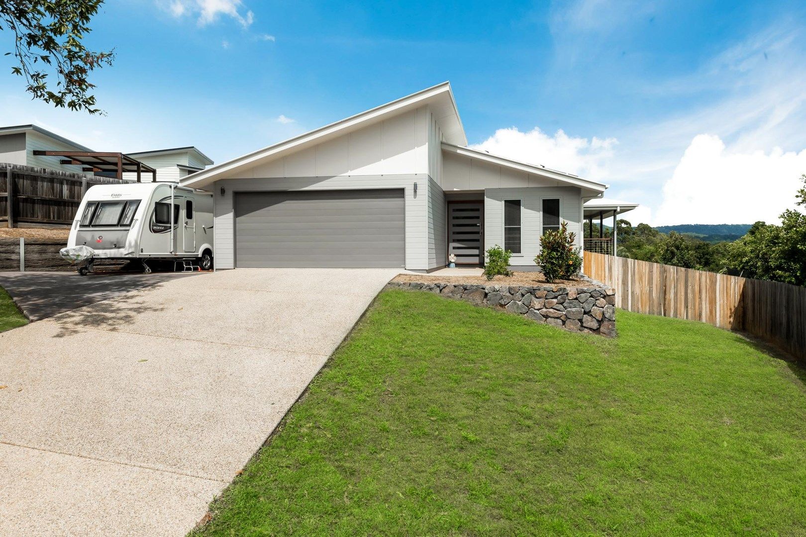 4 Bourne Crescent, Woombye QLD 4559, Image 0