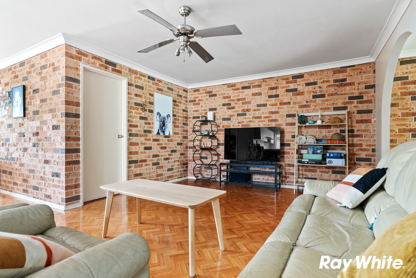 21B Manorhouse Boulevard, Quakers Hill NSW 2763, Image 2