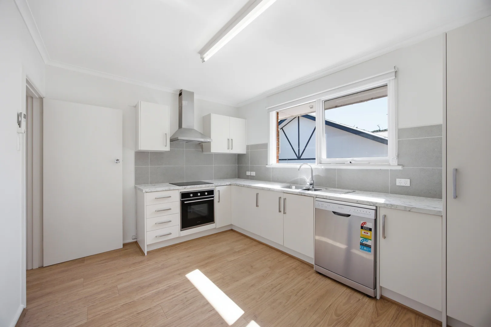 Additional image 2 of 7/18-20 Rosanna Road, Heidelberg VIC 3084