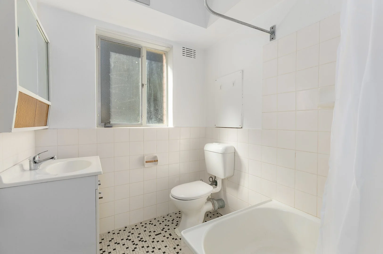 Additional image 5 of 13/135 Blamey Cres, Campbell ACT 2612