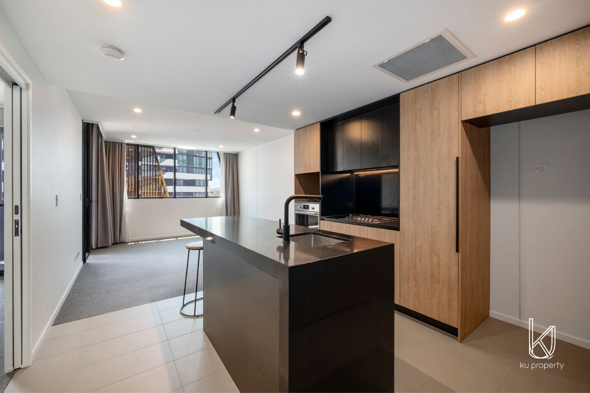 1 bedrooms Apartment / Unit / Flat in 1503/19 Deshon St WOOLLOONGABBA QLD, 4102