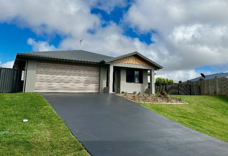 4 bedrooms House in 2 Guilfoyle Cl TOLGA QLD, 4882