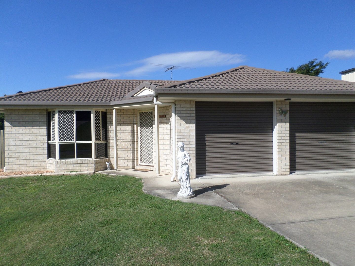 27 Ramsey Court, Lowood QLD 4311