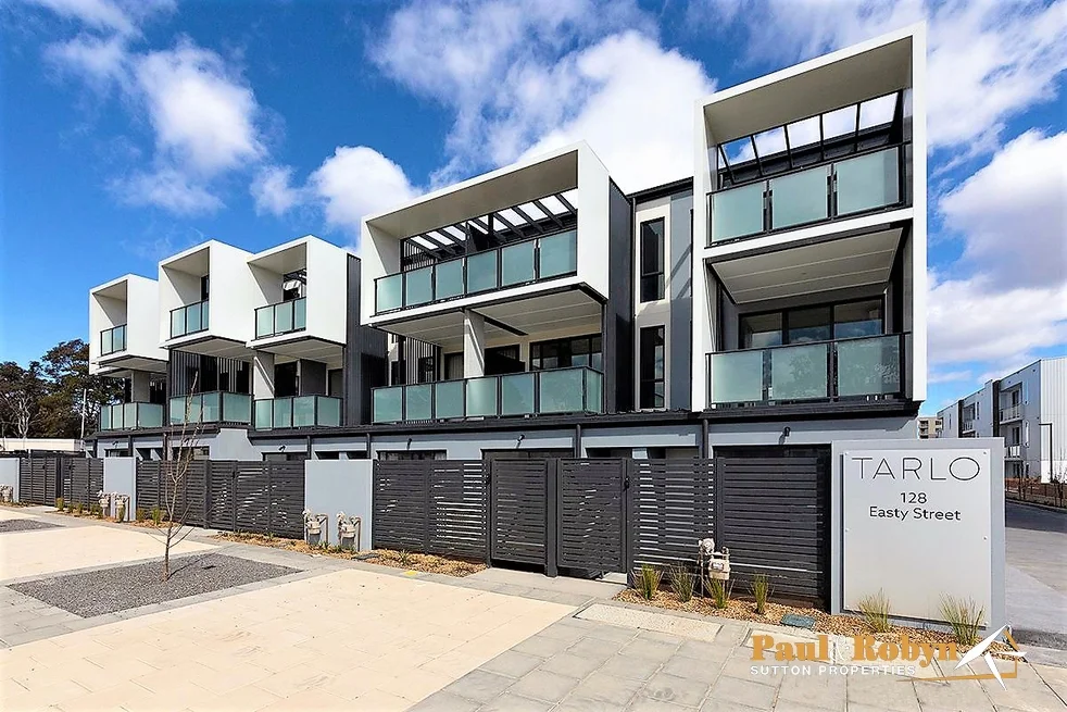 11/128 Easty Street, Phillip ACT 2606