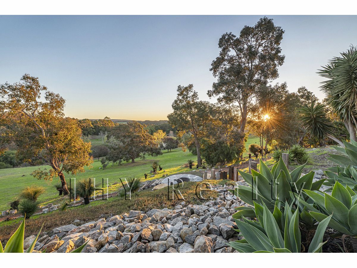 21 Dress Circle, Yallingup WA 6282, Image 1