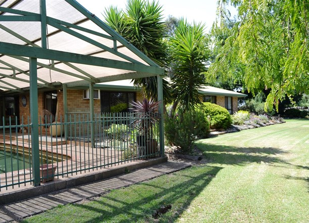 390 West Road, Capels Crossing VIC 3579