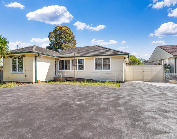 2 Stevenage Road, Canley Heights NSW 2166