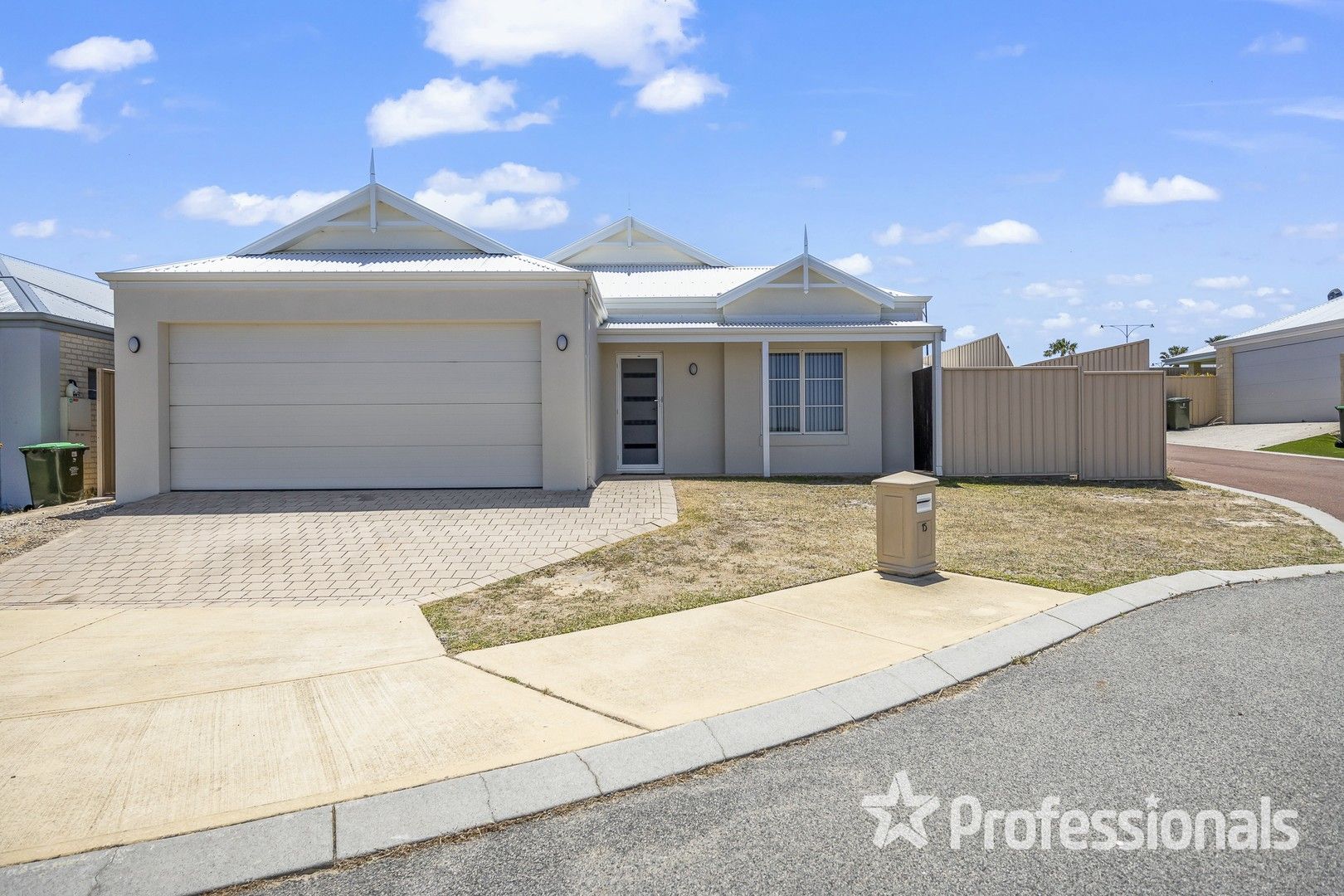 15 Abrolhos Close, Two Rocks WA 6037, Image 0