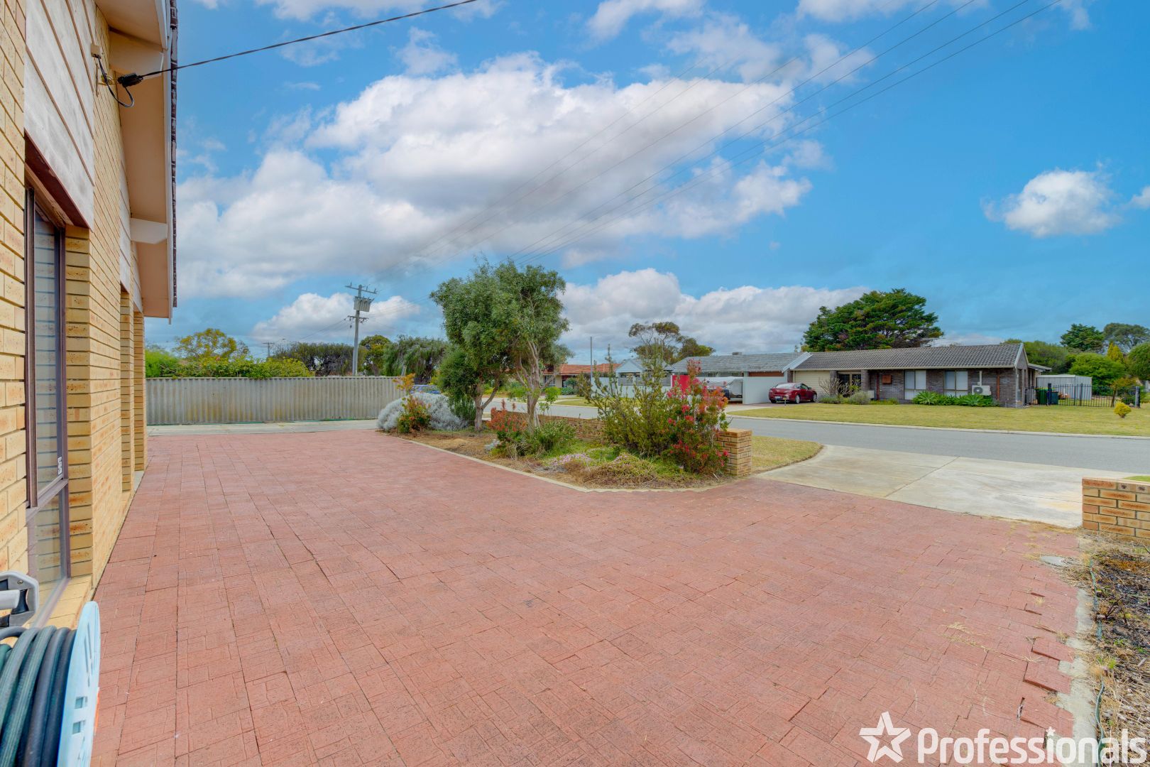 18 Forrester Road, Safety Bay WA 6169, Image 2