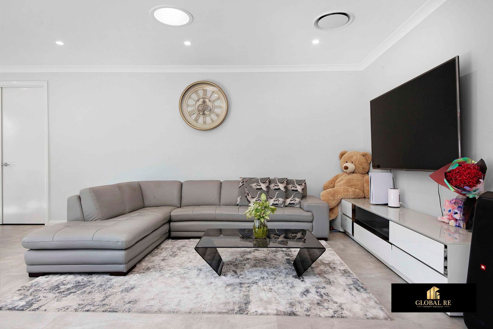 228 Victoria Street, Wetherill Park NSW 2164 | Domain