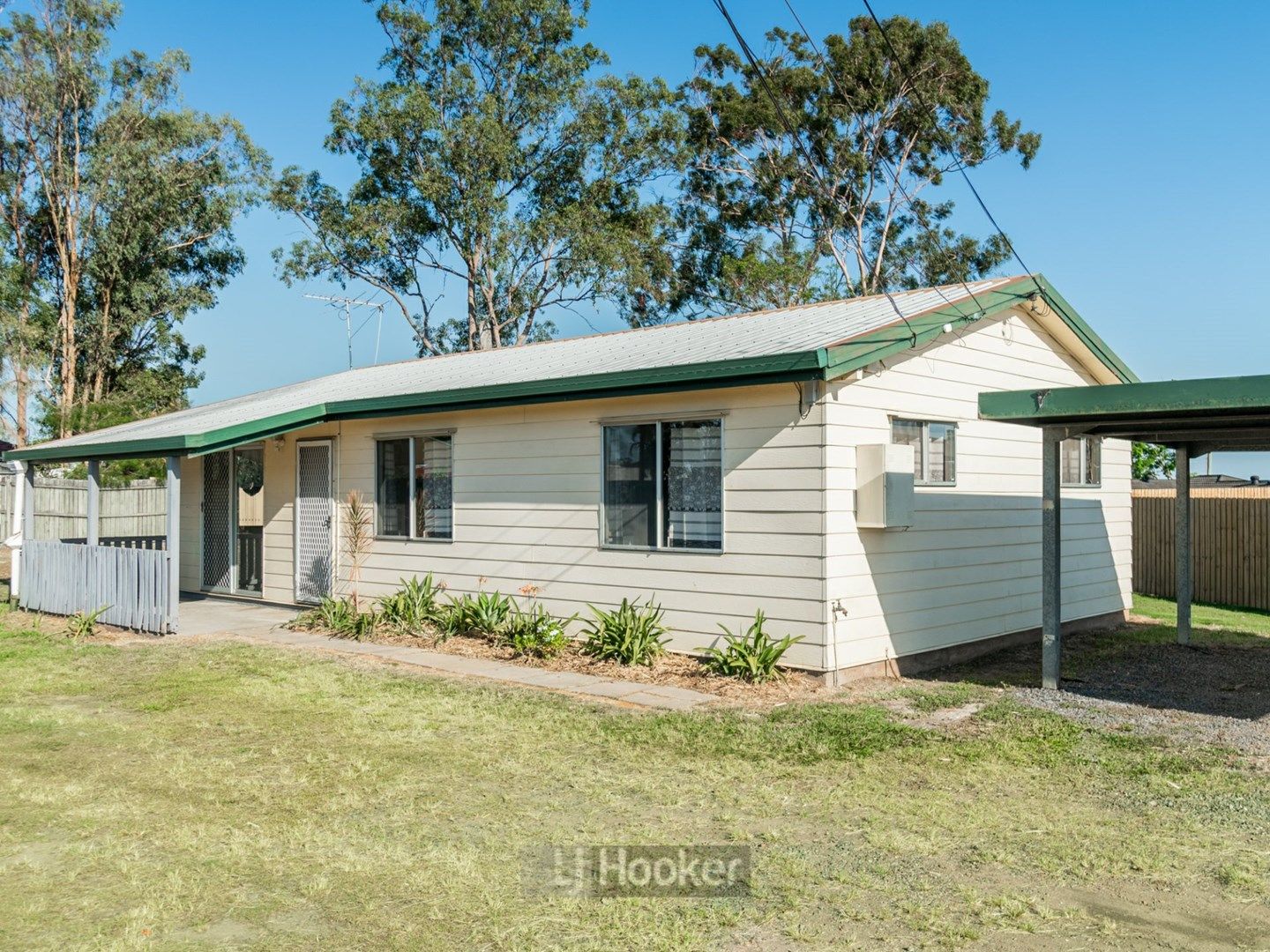 100 Middle Road, Hillcrest QLD 4118, Image 0