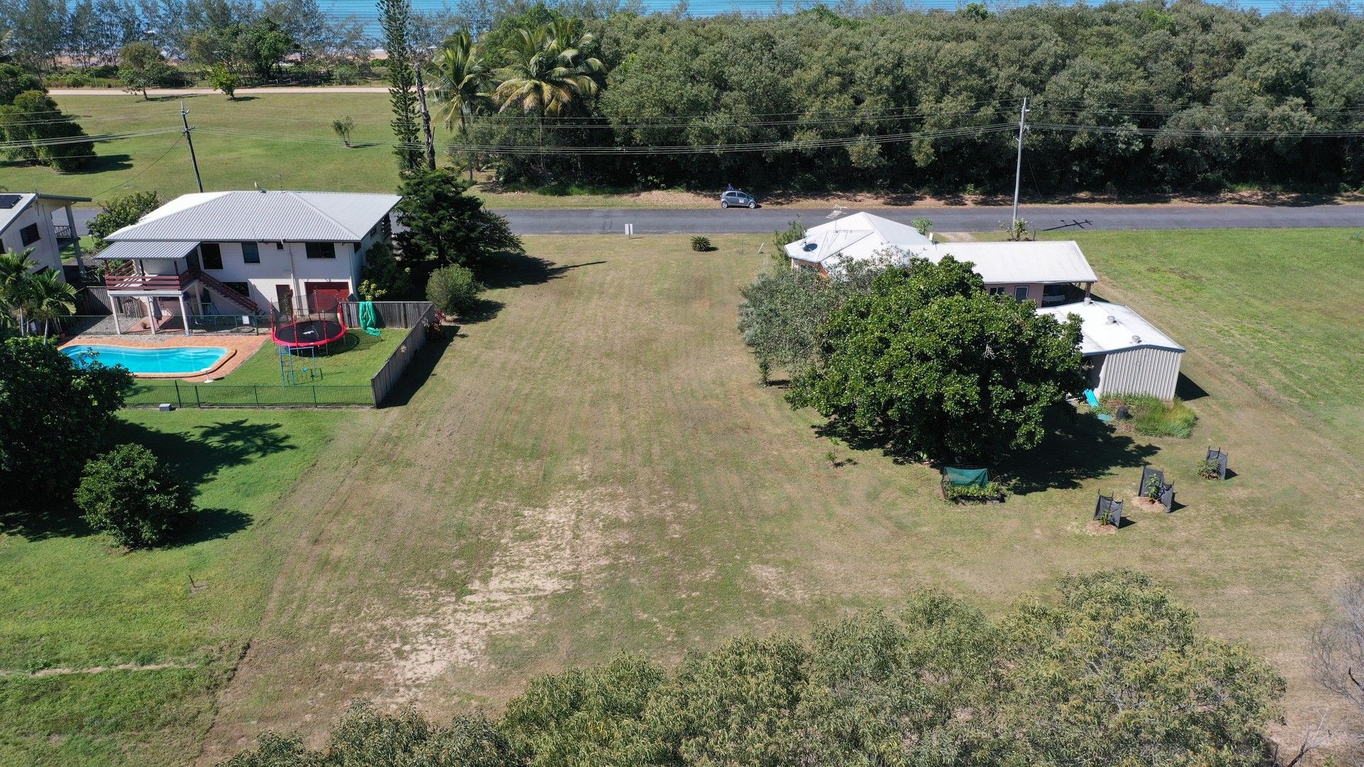 77 Taylor St, Tully Heads QLD 4854, Image 0