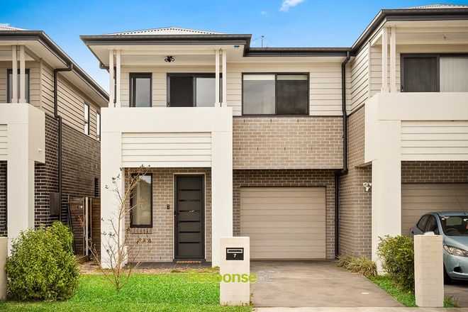 Picture of 7 Honeysuckle Parade, MARSDEN PARK NSW 2765