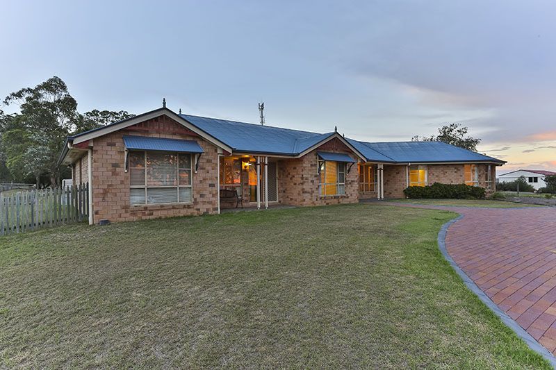 23 Panoramic Drive, Preston QLD 4352, Image 2