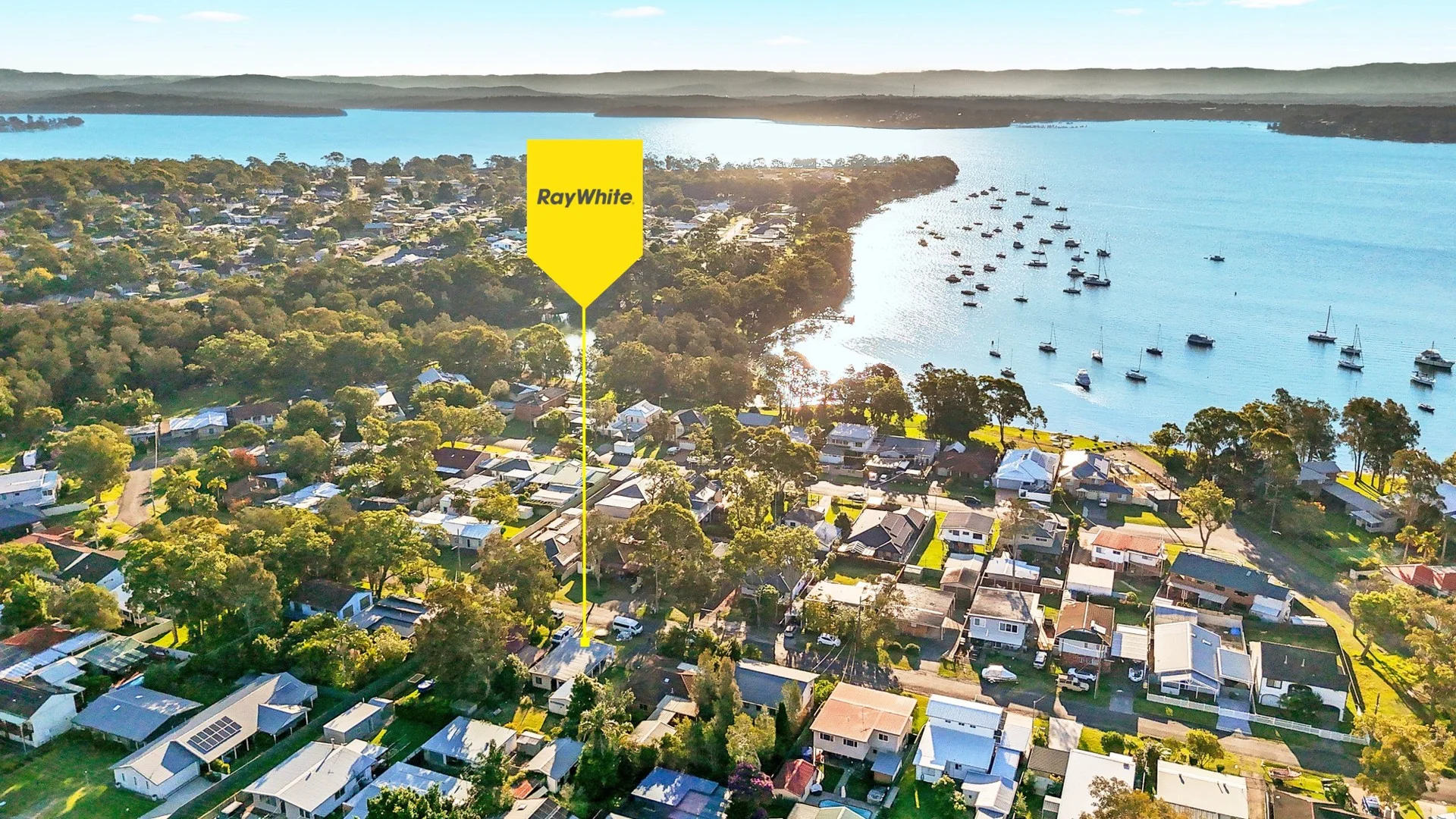 19 Murrumbong Road, Summerland Point NSW 2259