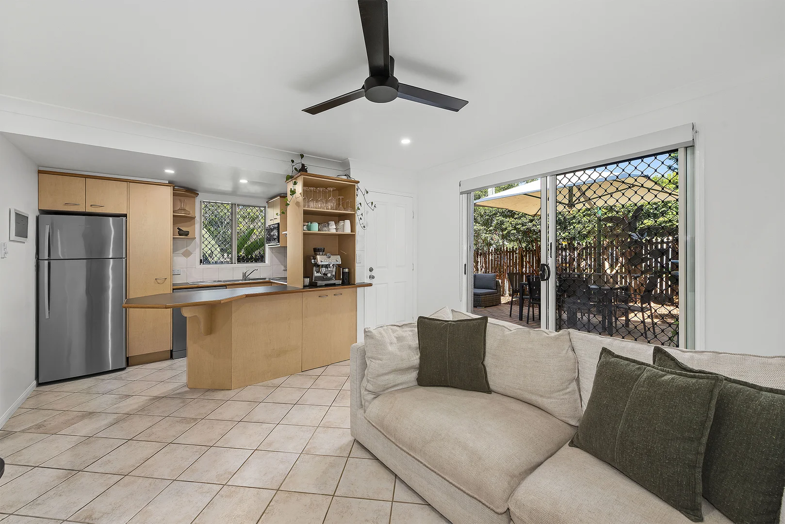 Additional image 9 of 1/80 Victoria Terrace, Greenslopes QLD 4120