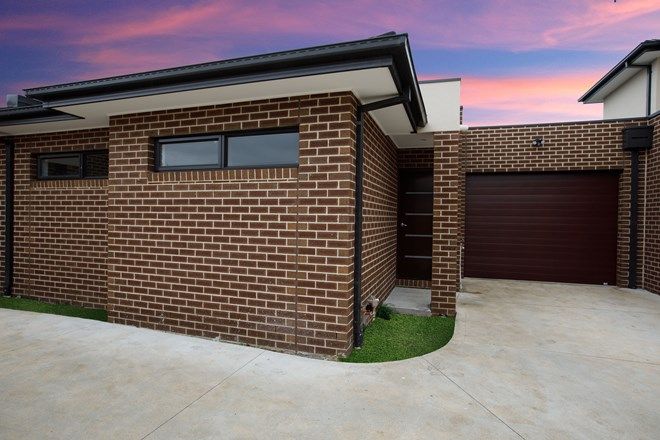 Picture of 1/73 Clarendon Street, CRANBOURNE VIC 3977