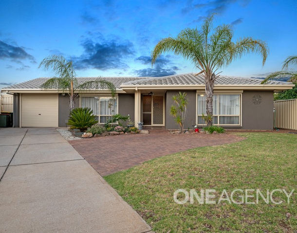 8 Salmon Court, Parafield Gardens SA 5107