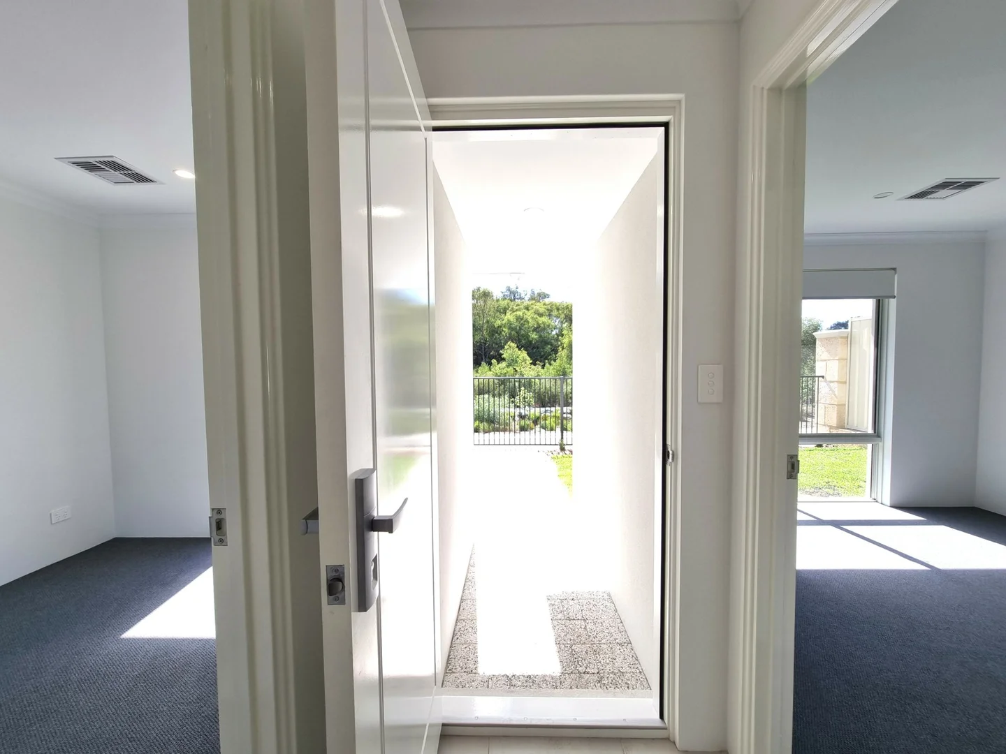 Additional image 3 of 14 Montclair Crescent, Success WA 6164