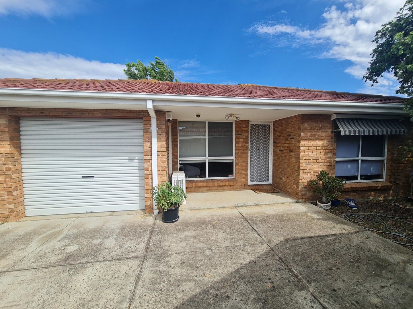 2/24 Victoria Street, Altona Meadows VIC 3028, Image 0