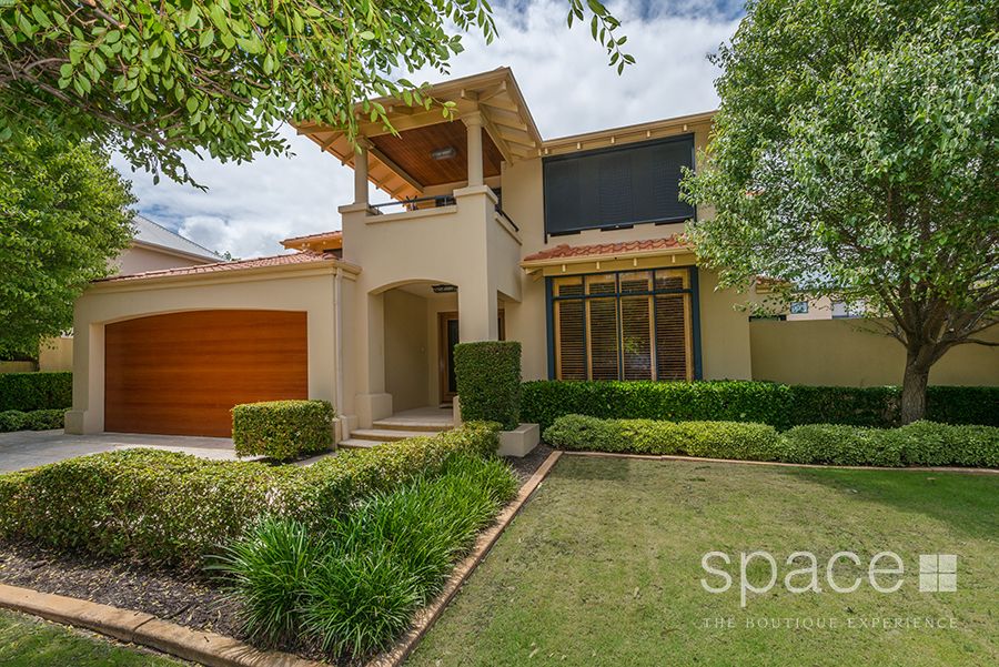 4 Silkwood Turn, Churchlands WA 6018, Image 2