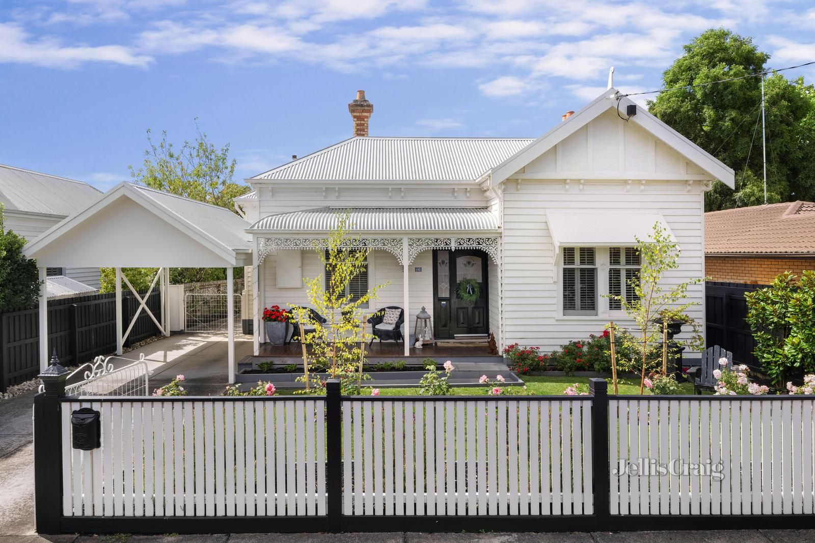 16 Cowan Street, Lake Wendouree VIC 3350, Image 0