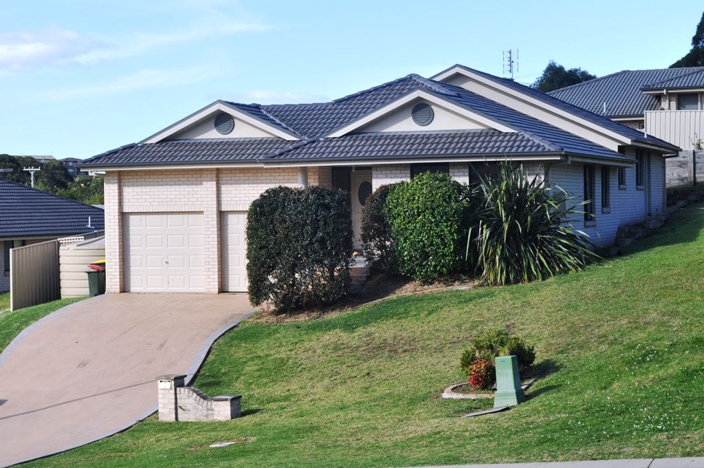 59 Warbler Crescent, North Narooma NSW 2546