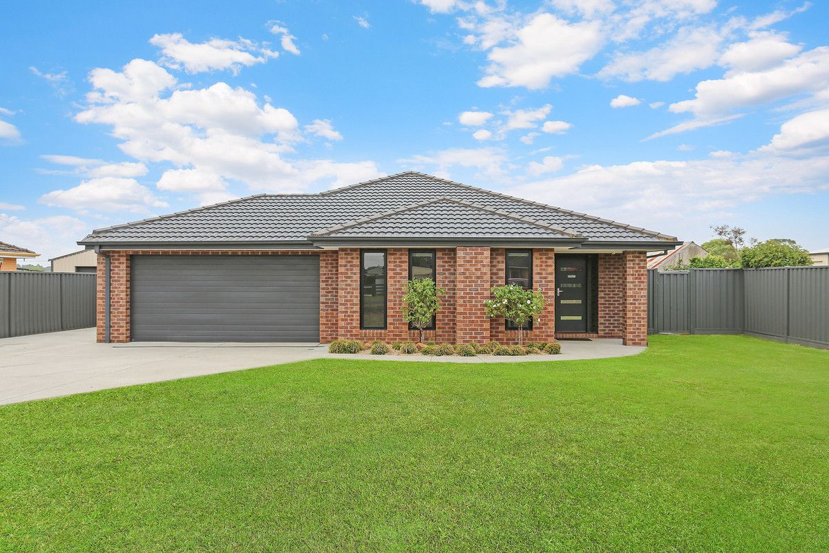 5 Stirling Street, Cobden VIC 3266, Image 0