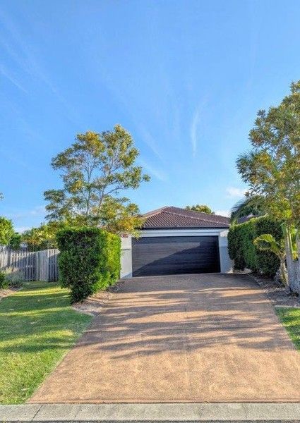 3 bedrooms Townhouse in 139 Gooding Drive MERRIMAC QLD, 4226