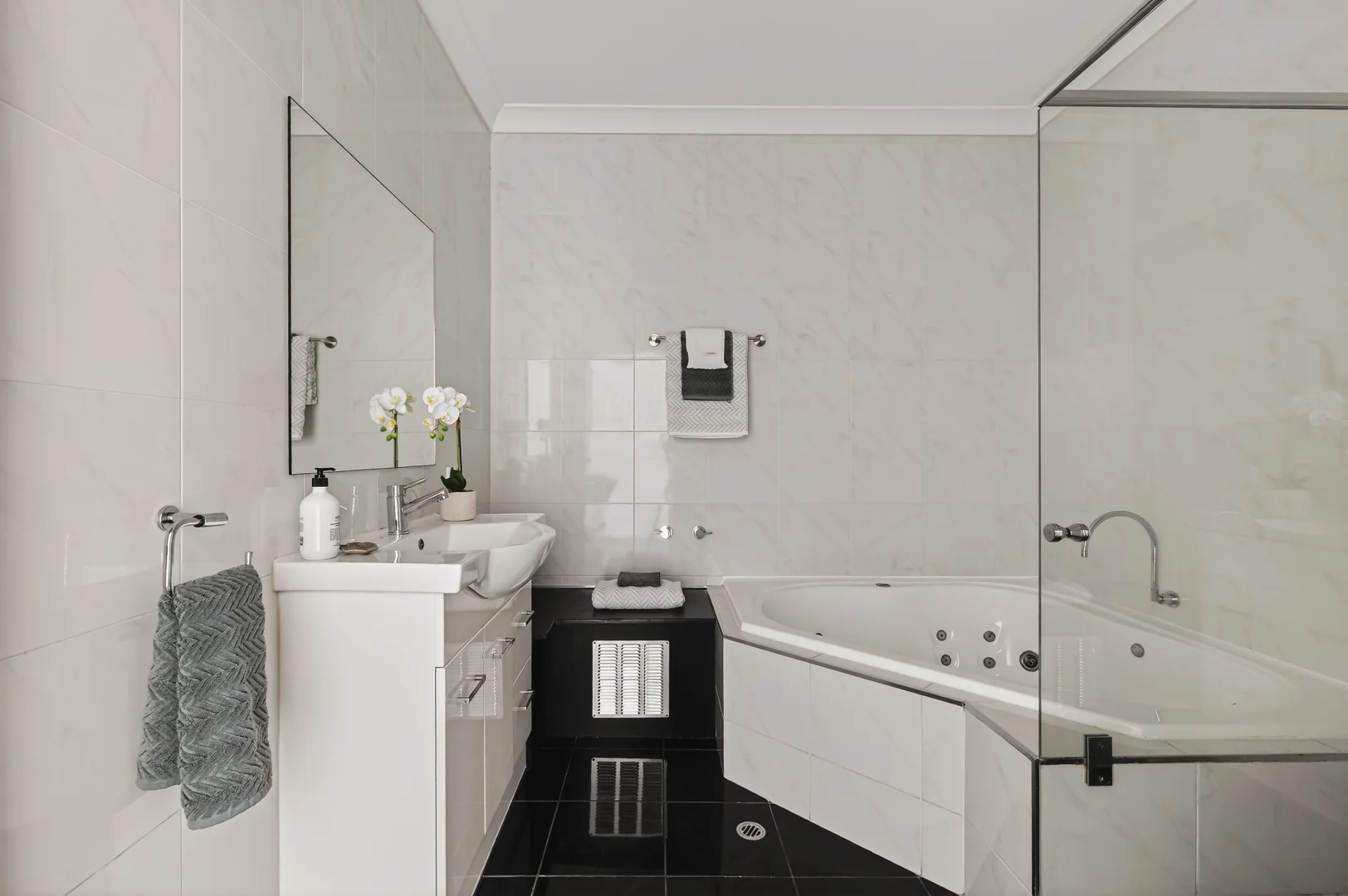 Additional image 14 of 5 Freeman Street, Melville WA 6156