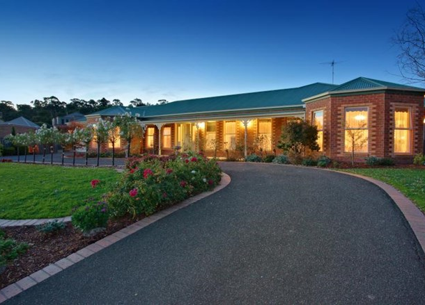 37 Parkside Boulevard, Lysterfield South VIC 3156