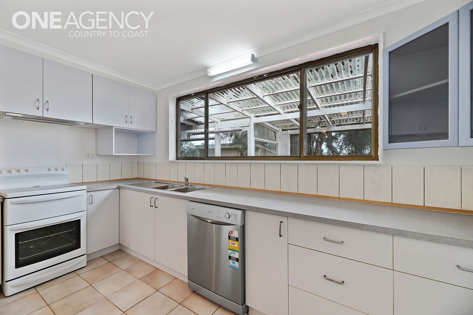 9 Hallway Drive, Wimbledon Heights VIC 3922, Image 2