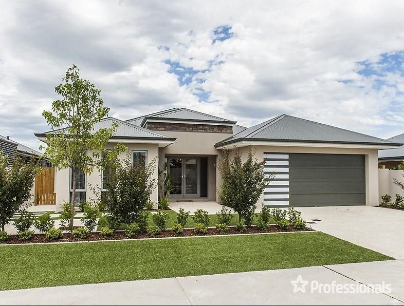 4 Horsenall Close, Ellenbrook WA 6069, Image 0